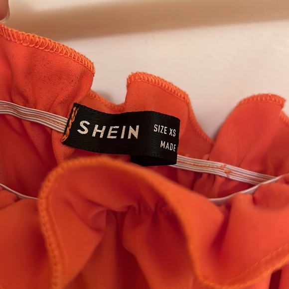 ❌SOLD❌3/$20 Shein top - Picture 4 of 4